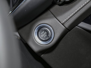 2022Ŀ  AvenirS п؅^