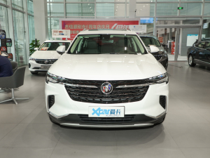 2022款552T 五座豪华型 正前