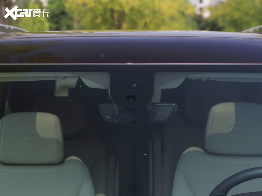 2022 652T (q)AvenirS 6