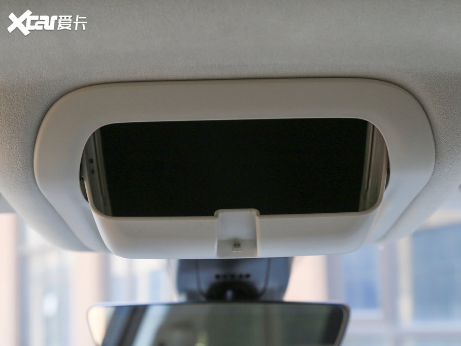 2022 652T (q)AvenirS 6