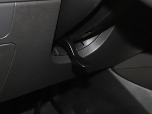 2022652T (q)F 7 п؅^(q)