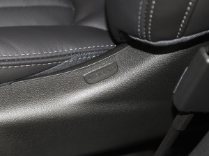 2022652T (q)F 7 п؅^(q)