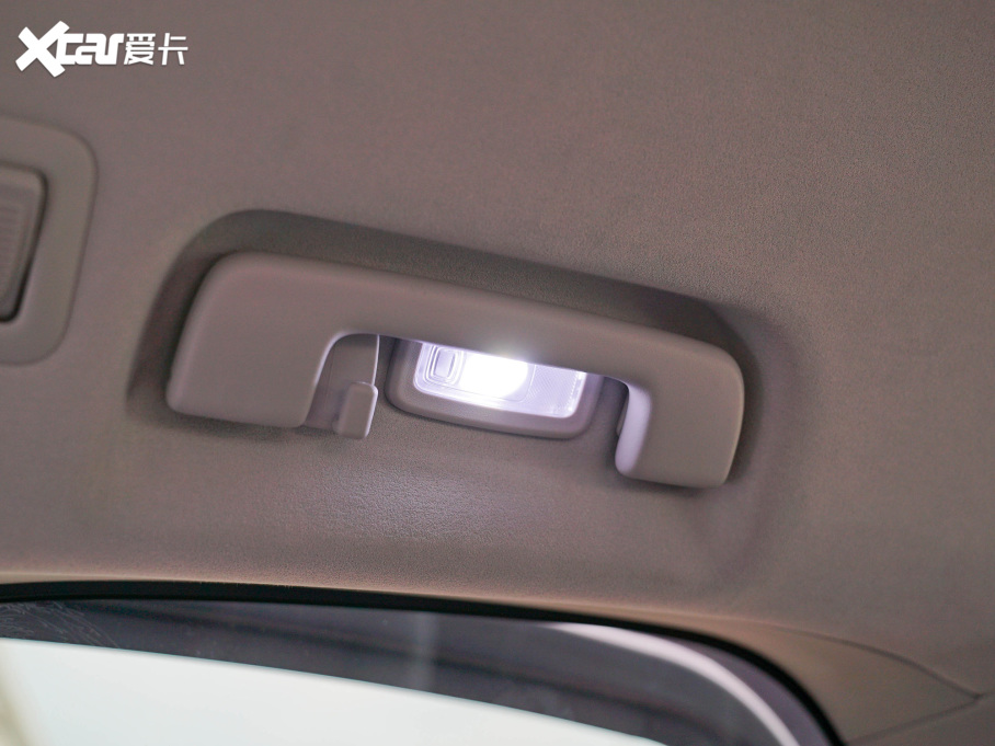 2022��e��GL8 ES��� Avenir���S�� �����t�Y��