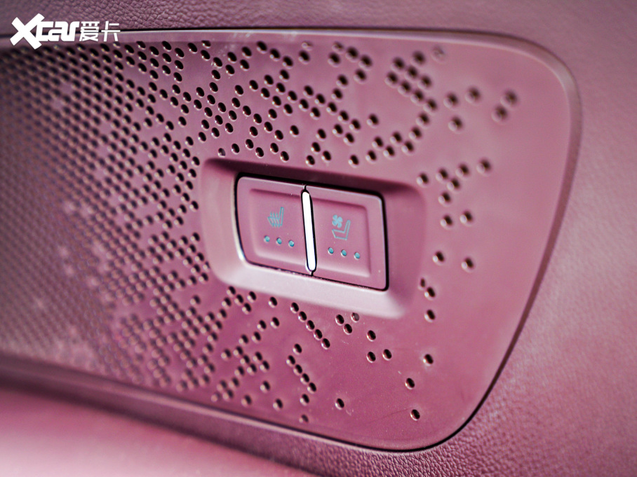 2022��e��GL8 ES��� Avenir���S�� �����t�Y��