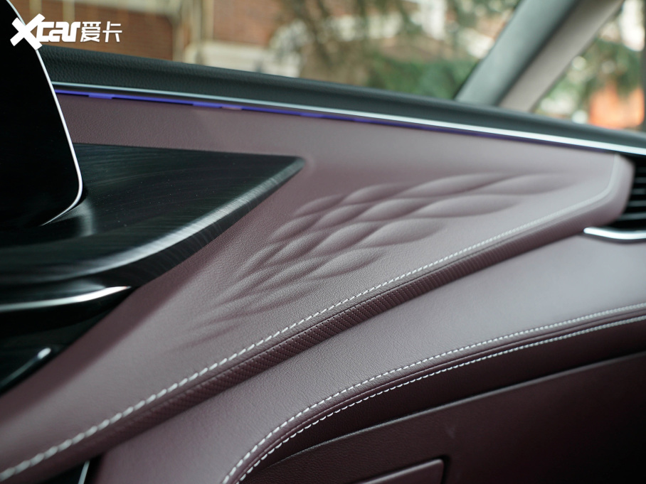 2022eGL8 ES AvenirS tY