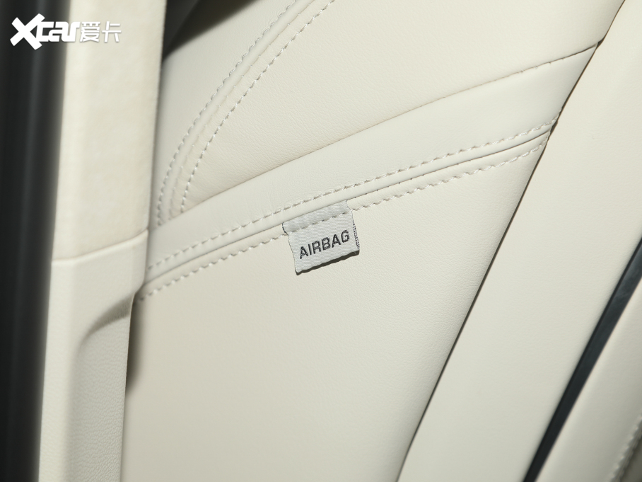 2022eGL8 ES AvenirS HY