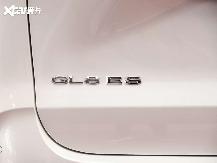 2022eGL8 ES ES 653T m