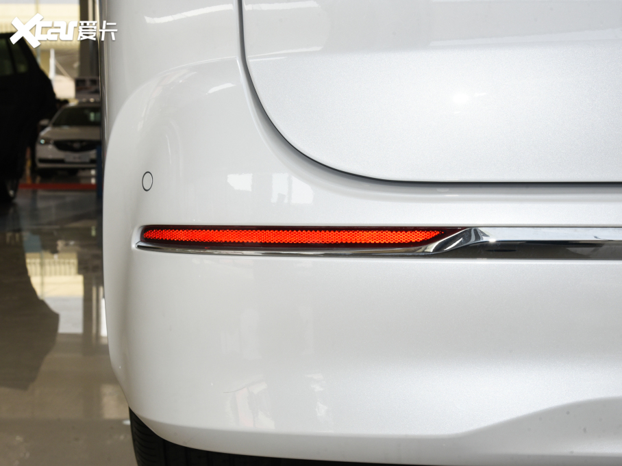 2022eGL8 ES ES 653T m