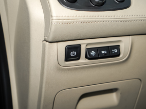 2022ES 653T ǻŞ v܇Ƅ(dng)