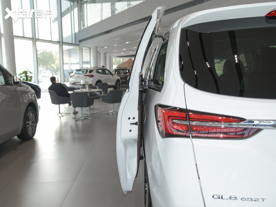 2022eGL8 Ϲœ 652T A