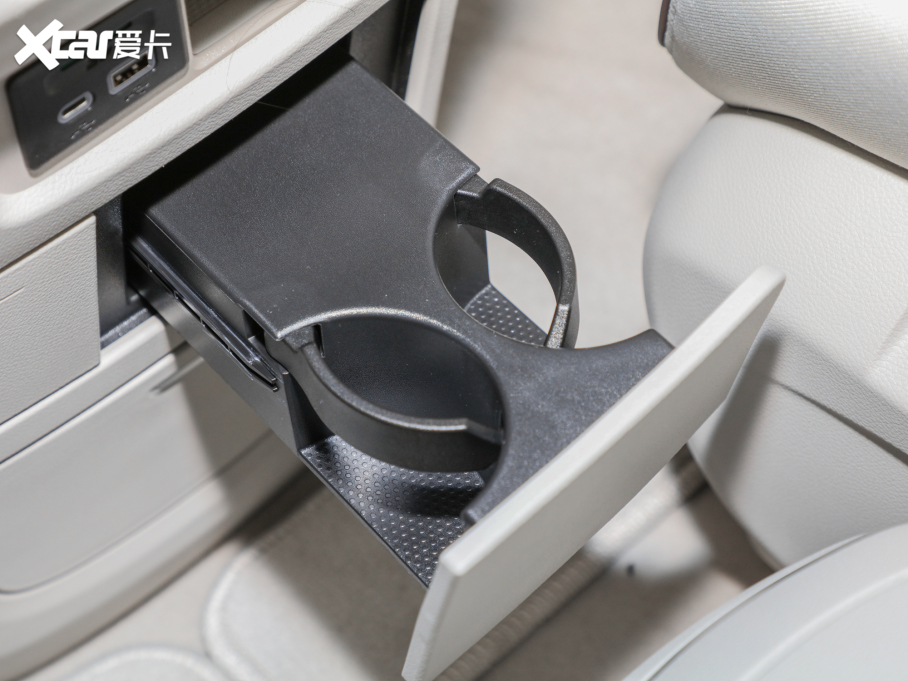 2022eGL8 Ϲœ 652T F