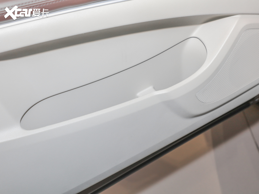 2022eGL8 Ϲœ 652T F