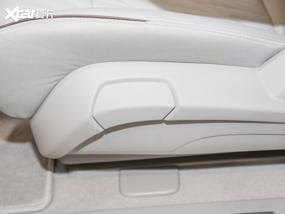 2022eGL8 Ϲœ 652T F