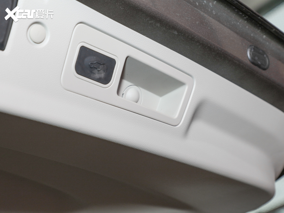 2022eGL8 Ϲœ 652T F