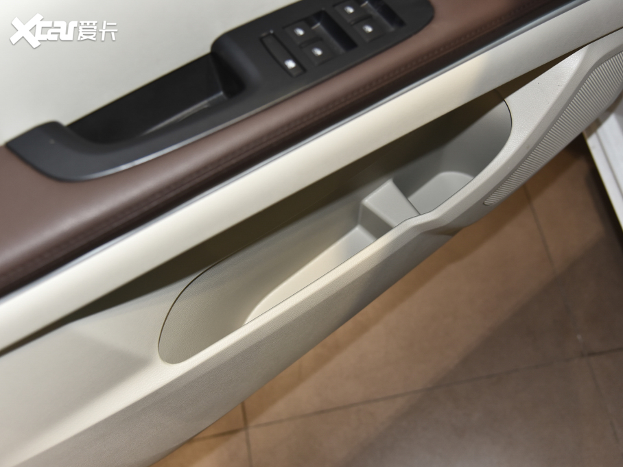 2022eGL8 Ϲ(w)œ 652T F͸