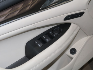 2022AvenirS Ş {܇ƅ^	