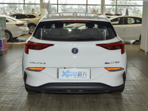 2022款互联智慧型 正后	