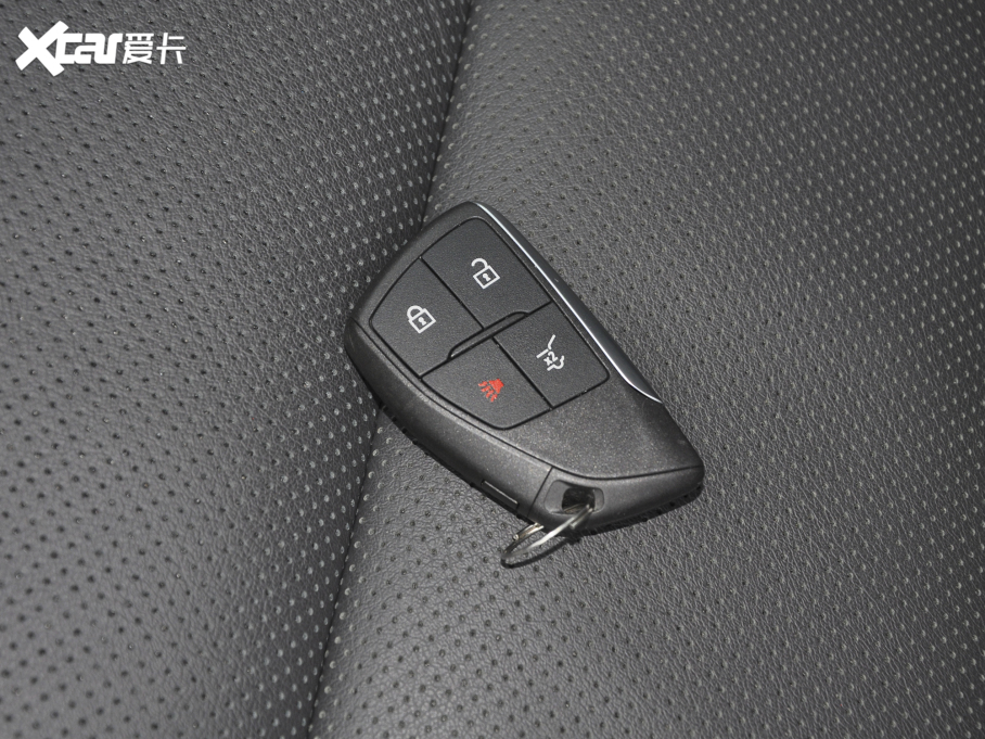 2022款昂科威Plus 652T 五座豪华型