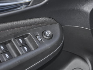 20221.5T GS ȼ п؅^