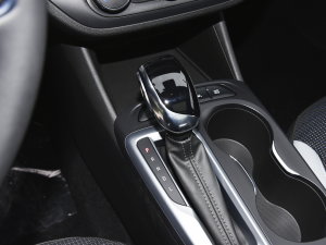 2022款1.5T 智享版 换挡杆