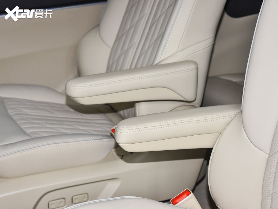 2023eGL8 Ϲœ 652T F͸