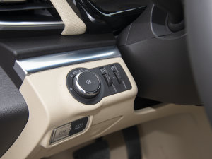 2023Ϲœ 652T ǻF п؅^