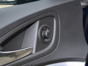 2023Ϲœ 652T ǻF п؅^