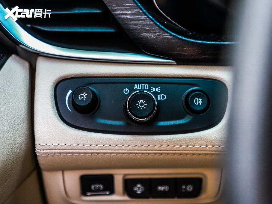 2022eGL8 ES Ŀ AvenirS tY