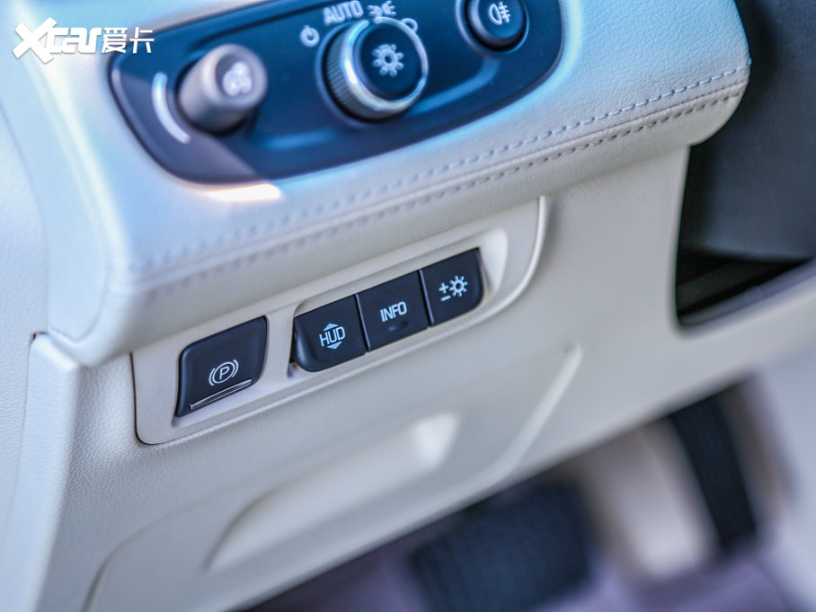 2022eGL8 ES Ŀ AvenirS tY