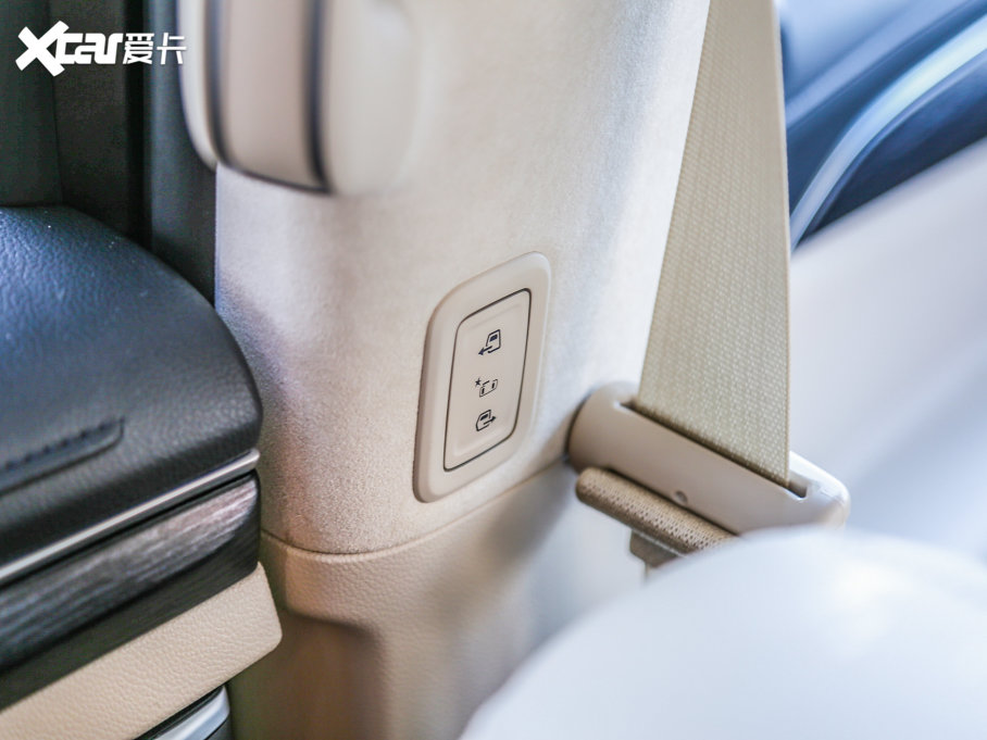 2022eGL8 ES Ŀ AvenirS tY