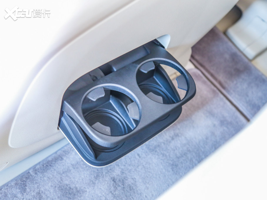 2022eGL8 ES Ŀ AvenirS tY