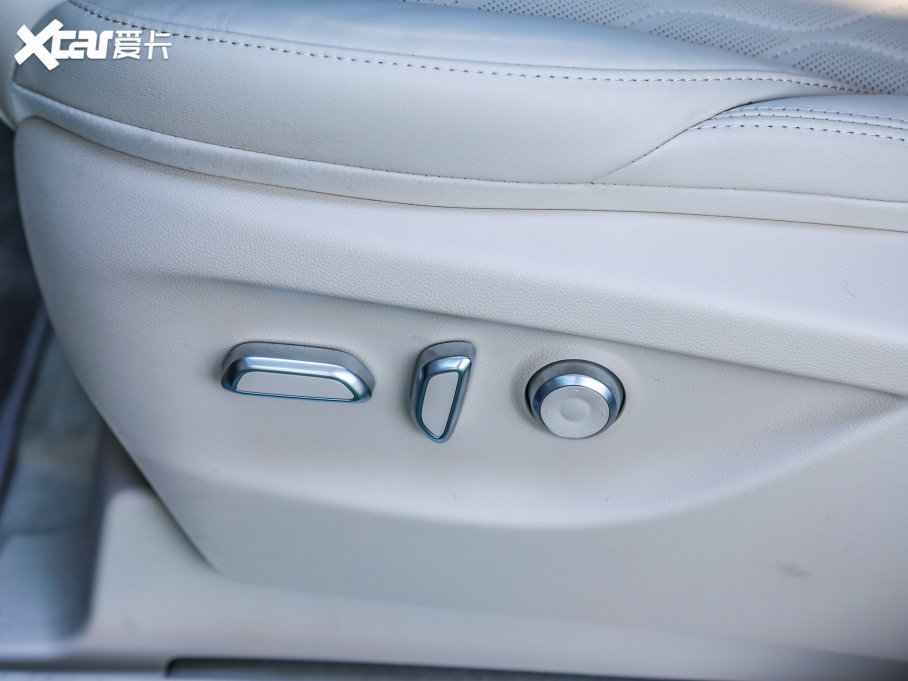 2022eGL8 ES Ŀ AvenirS tY