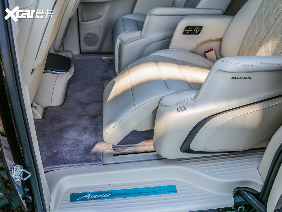 2022eGL8 ES Ŀ AvenirS tY