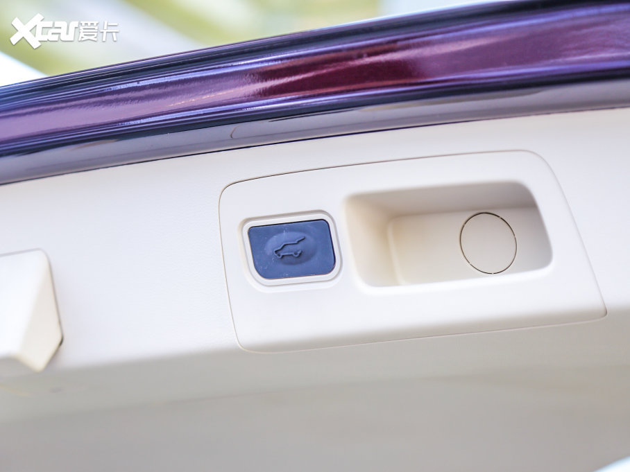 2022eGL8 ES Ŀ AvenirS tY