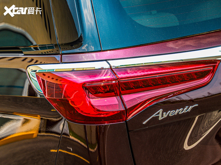 2022eGL8 ES Ŀ AvenirS tY