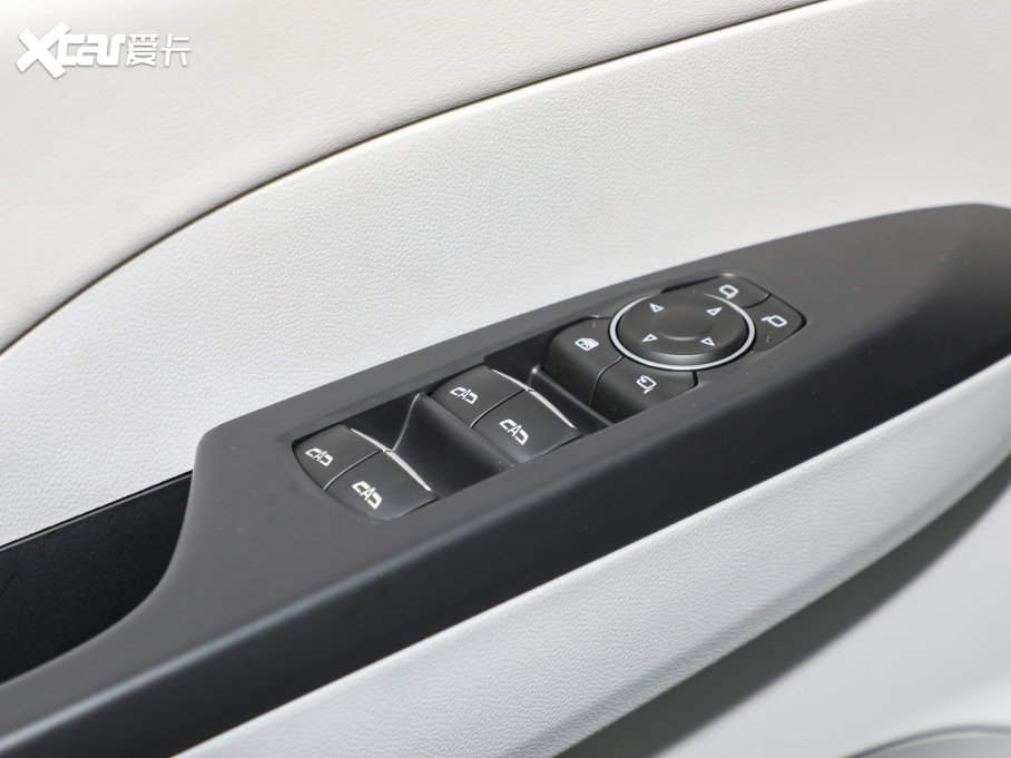 2023��e��GL8 ES��� ES��� 653T �����ͺ͐���