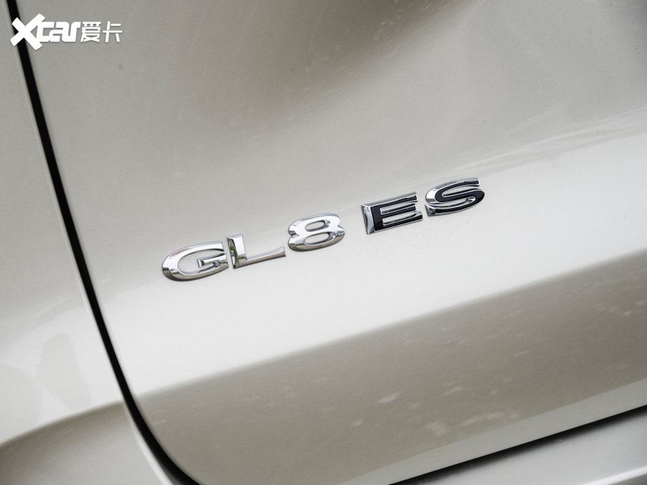 2023eGL8 ES ES 653T m