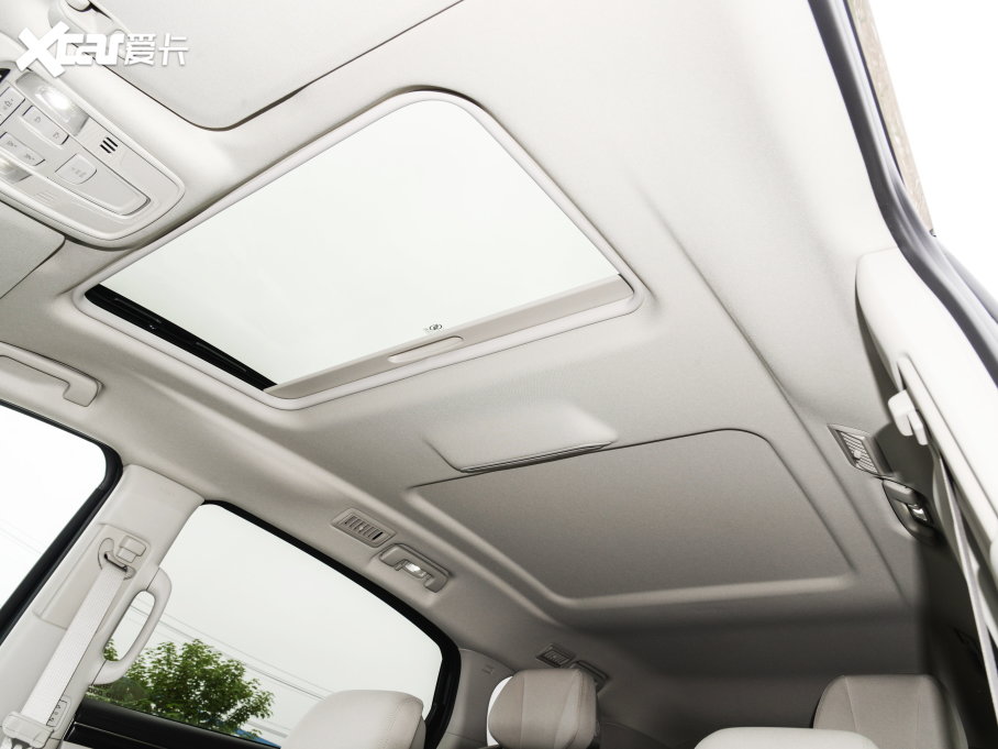 2023eGL8 ES ES 653T m