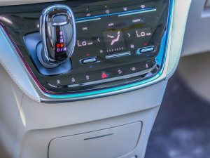 2022Ŀ AvenirS tY п؅^(q)