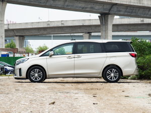 2023款ES陆尊 653T 舒适型 正侧（左）
