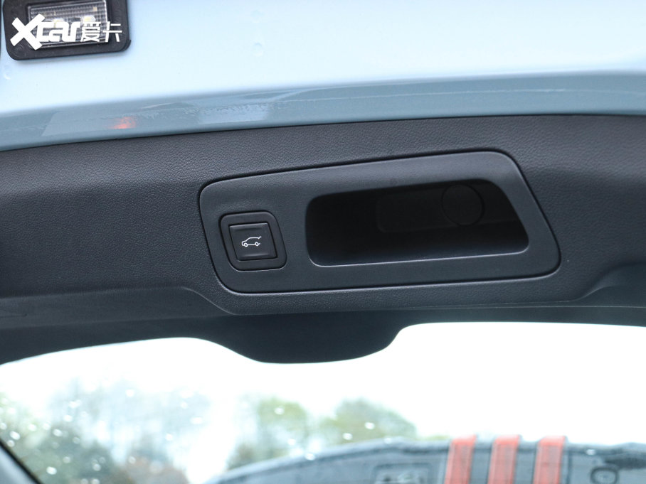 2023eE5 (bio)(zhn)m(x)