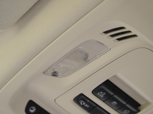 2023Plus 652T A п؅^