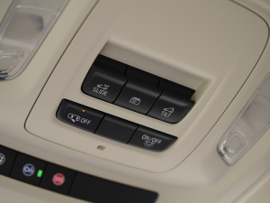 2023Plus 652T A п؅^