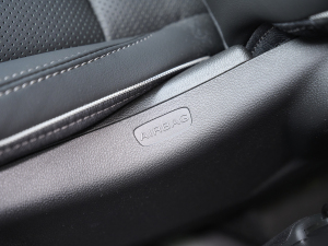 2023Plus 652T A п؅^