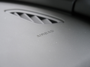 2023Plus 652T A п؅^