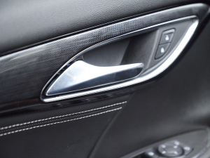 2023Plus 652T A п؅^