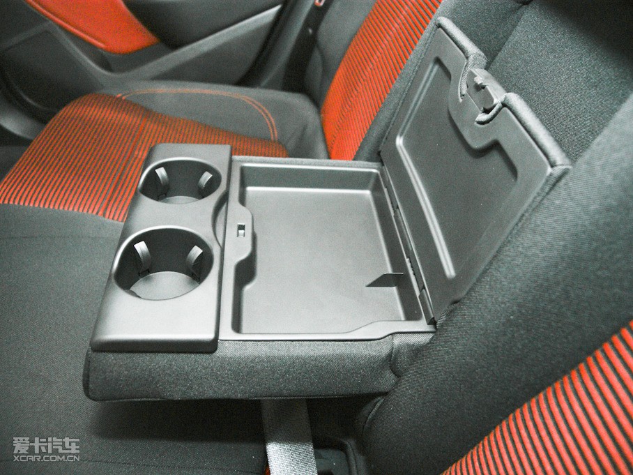 2010ӢXT 1.6T ԄJ\Ӱ