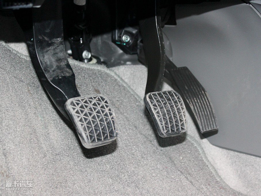 2010ӢXT 1.6L ք(dng)M(jn)ȡ