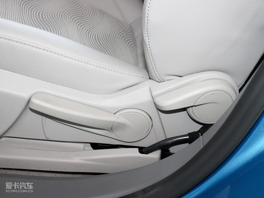 2010ӢXT 1.6L ք(dng)M(jn)ȡ