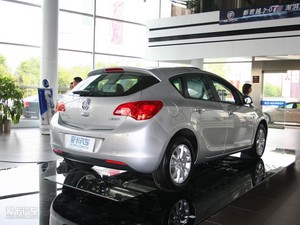 2010款1.8L 自动时尚版 整体外观